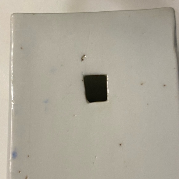 Vintage Blue & White Porcelain Wall Vase Floral Motif - Picture 13 of 17